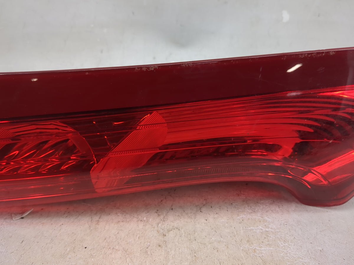2012-2014 Honda Cr-v Driver Left Side Deck Lid Mounted Tail Light Red 1512600 - Oemusedautoparts1.com