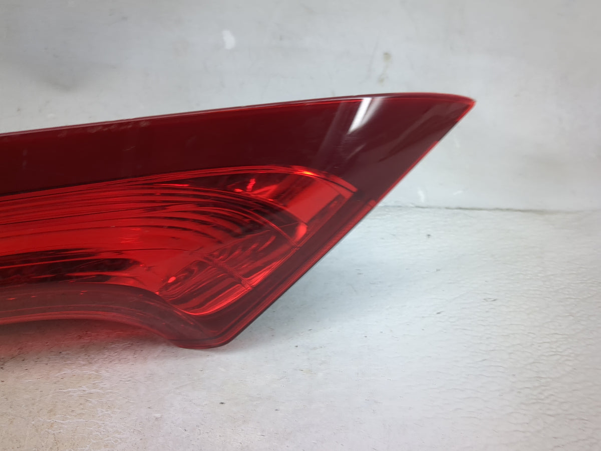 2012-2014 Honda Cr-v Driver Left Side Deck Lid Mounted Tail Light Red 1512600 - Oemusedautoparts1.com