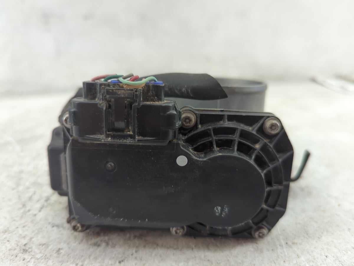 2013 Honda Cr-V Throttle Body P/N:GMA1430 05Q09 Fits OEM Used Auto Parts - Oemusedautoparts1.com