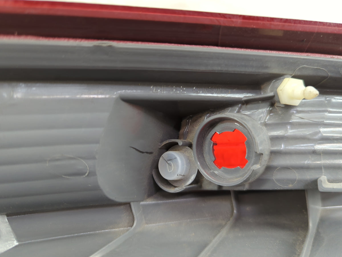 2012-2014 Honda Cr-V Tail Light Assembly Driver Left OEM P/N:UG16CX T0AA A0 Fits Fits 2012 2013 2014 OEM Used Auto Parts - O