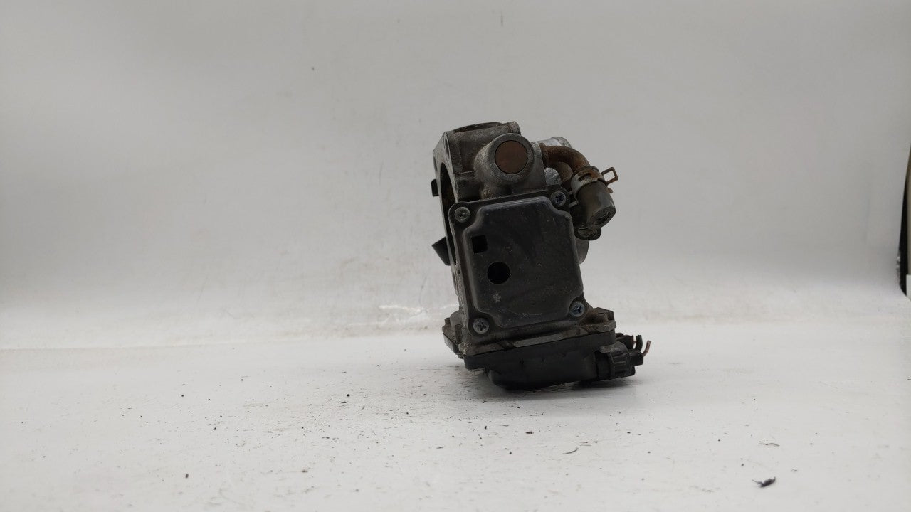 2010-2013 Honda Cr-V Throttle Body P/N:GME1A Fits Fits 2010 2011 2012 2013 2014 OEM Used Auto Parts - Oemusedautoparts1.com