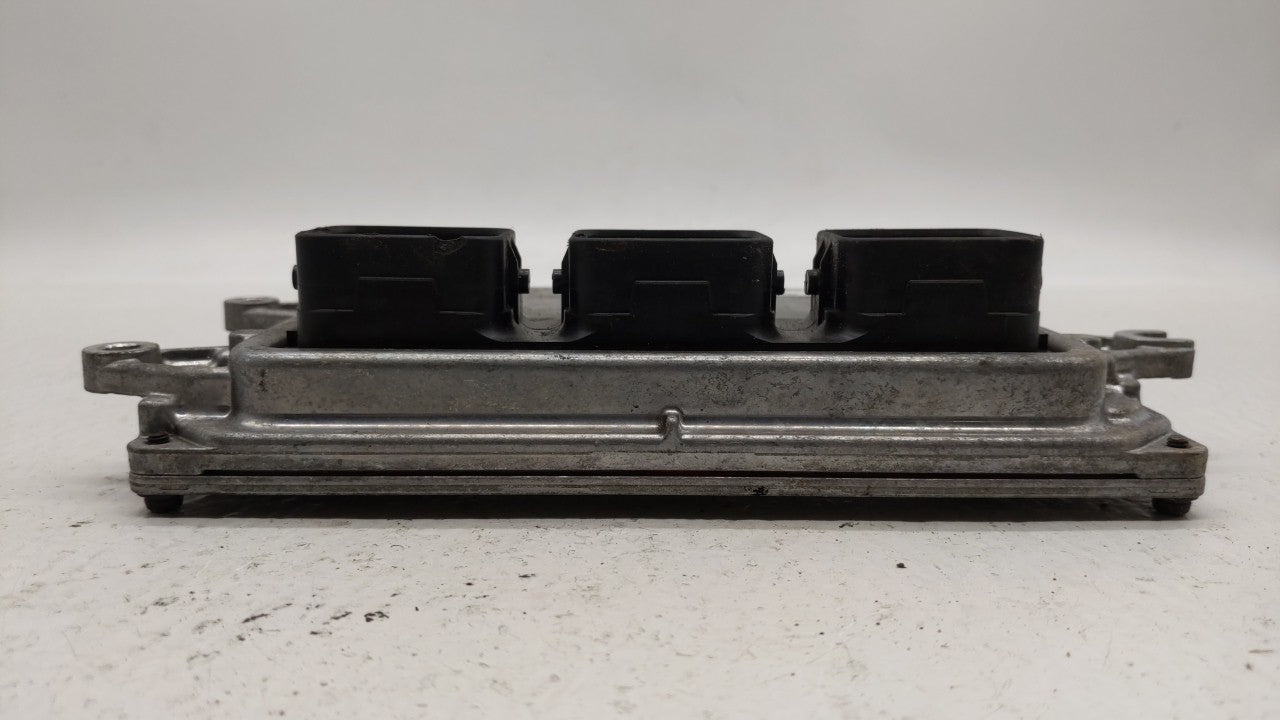 2012-2014 Honda Cr-V PCM Engine Control Computer ECU ECM PCU OEM P/N:37820-R5A-A75 37820-R5A-A74 Fits Fits 2012 2013 2014 OE