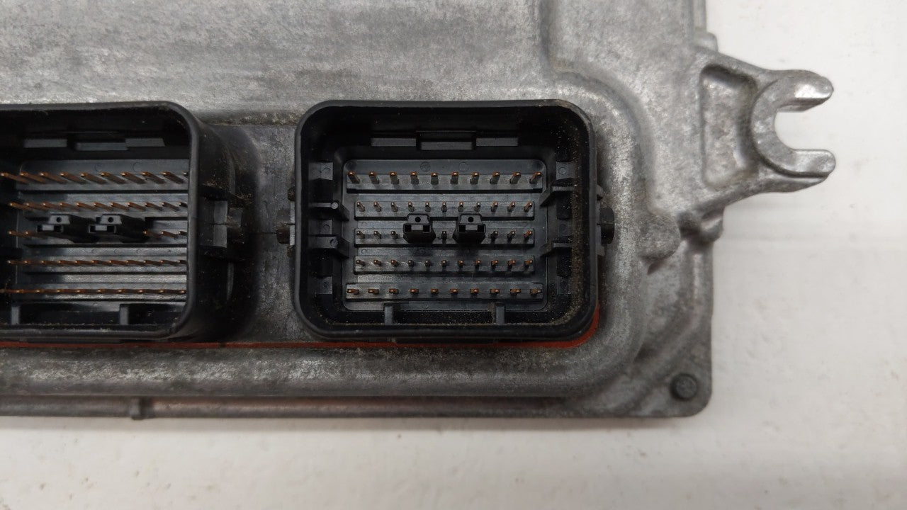 2012-2014 Honda Cr-V PCM Engine Control Computer ECU ECM PCU OEM P/N:37820-R5A-A66 37820-R5A-A64 Fits Fits 2012 2013 2014 OE