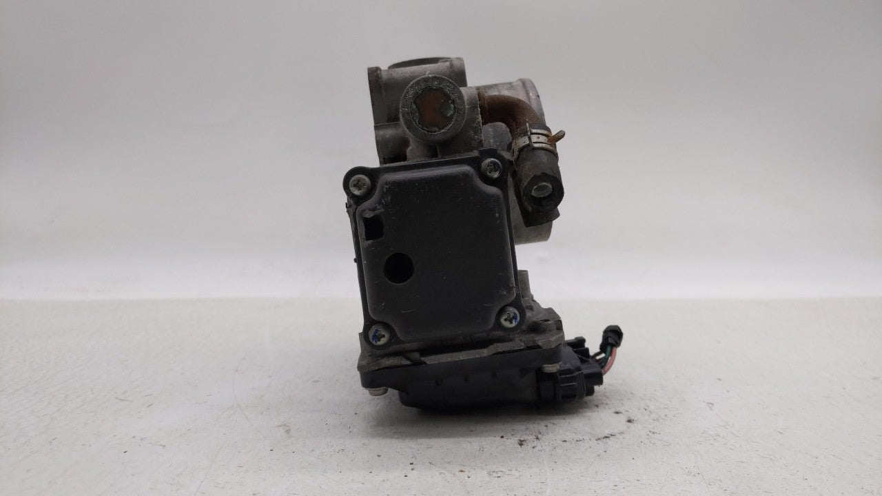 2010-2013 Honda Cr-V Throttle Body P/N:GMD7E GME1A Fits Fits 2010 2011 2012 2013 2014 OEM Used Auto Parts - Oemusedautoparts
