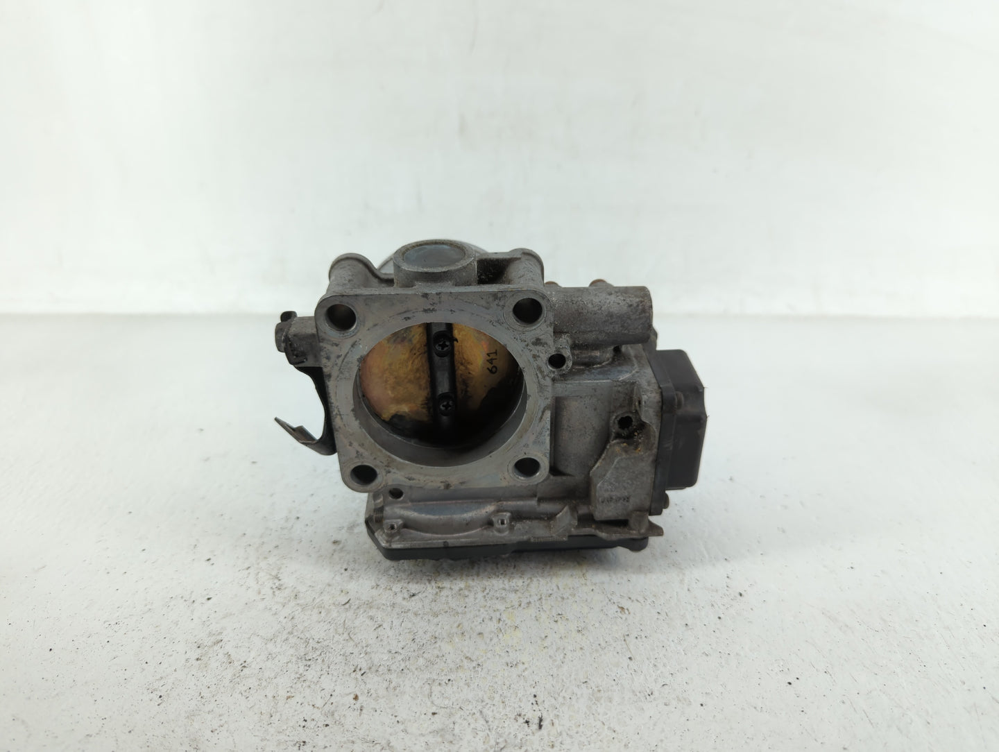 2010-2013 Honda Cr-V Throttle Body P/N:GMD7E GME1A Fits Fits 2010 2011 2012 2013 2014 OEM Used Auto Parts - Oemusedautoparts