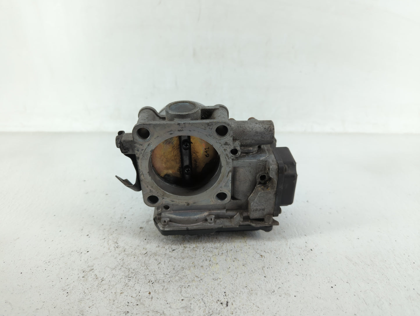 2010-2013 Honda Cr-V Throttle Body P/N:GMD7E GME1A Fits Fits 2010 2011 2012 2013 2014 OEM Used Auto Parts - Oemusedautoparts