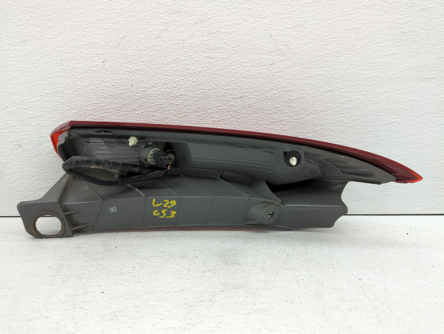 2012-2014 Honda Cr-V Tail Light Assembly Passenger Right OEM P/N:UE23CXT0AAA0 UP18BYTOAAAO, UA21CXT0AAA0 Fits Fits 2012 2013