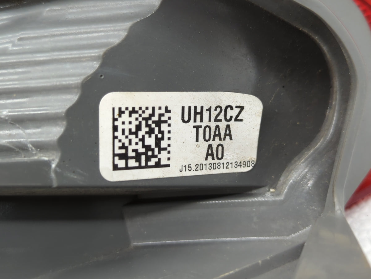 2012-2014 Honda Cr-V Tail Light Assembly Driver Left OEM P/N:UH12CZT0AAA0 UA10CXT0AAA0, UP17DX T1WX A0 Fits Fits 2012 2013 2