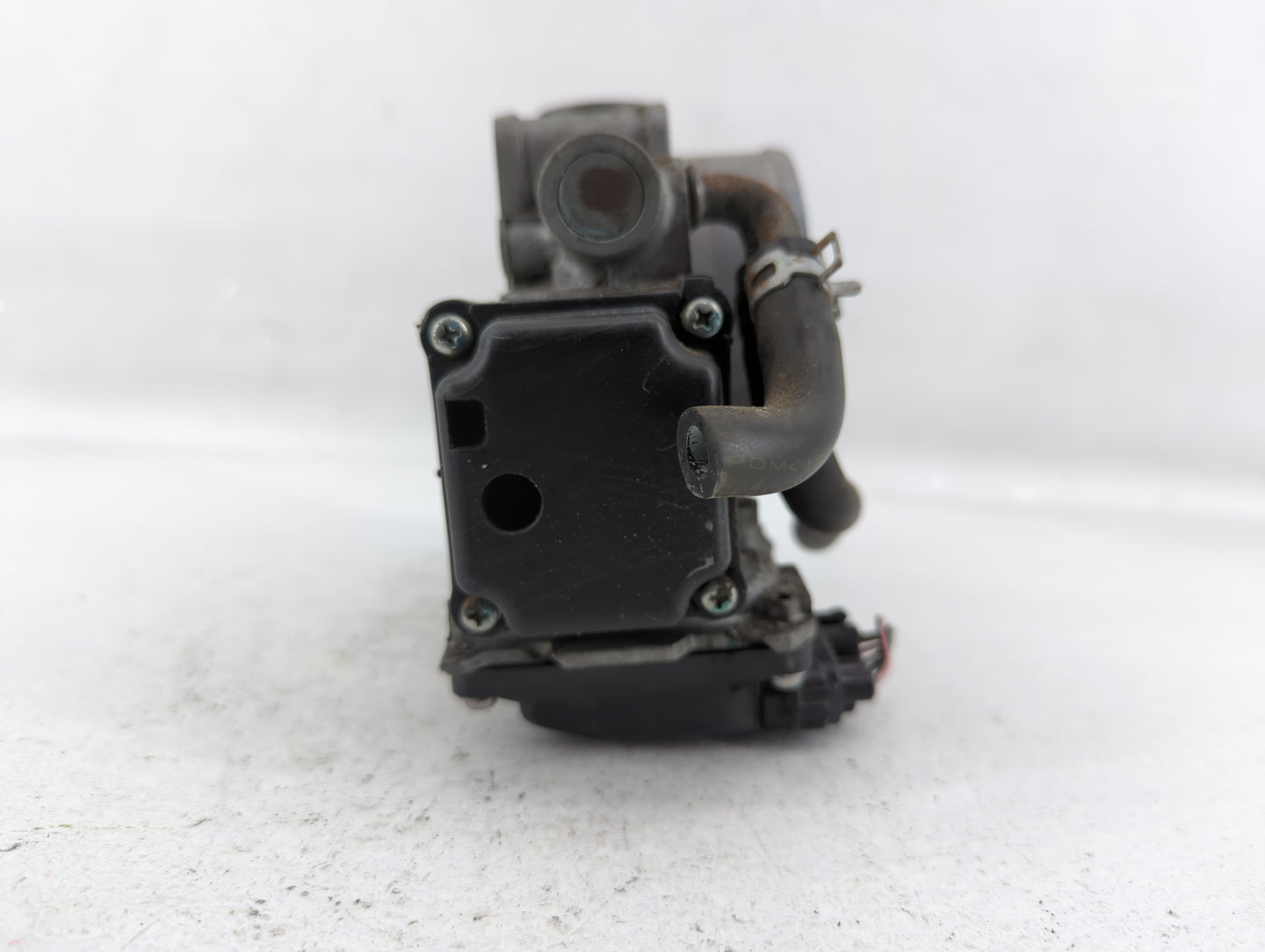 2010-2013 Honda Cr-V Throttle Body P/N:U12090067348 Fits Fits 2010 2011 2012 2013 2014 OEM Used Auto Parts - Oemusedautopart