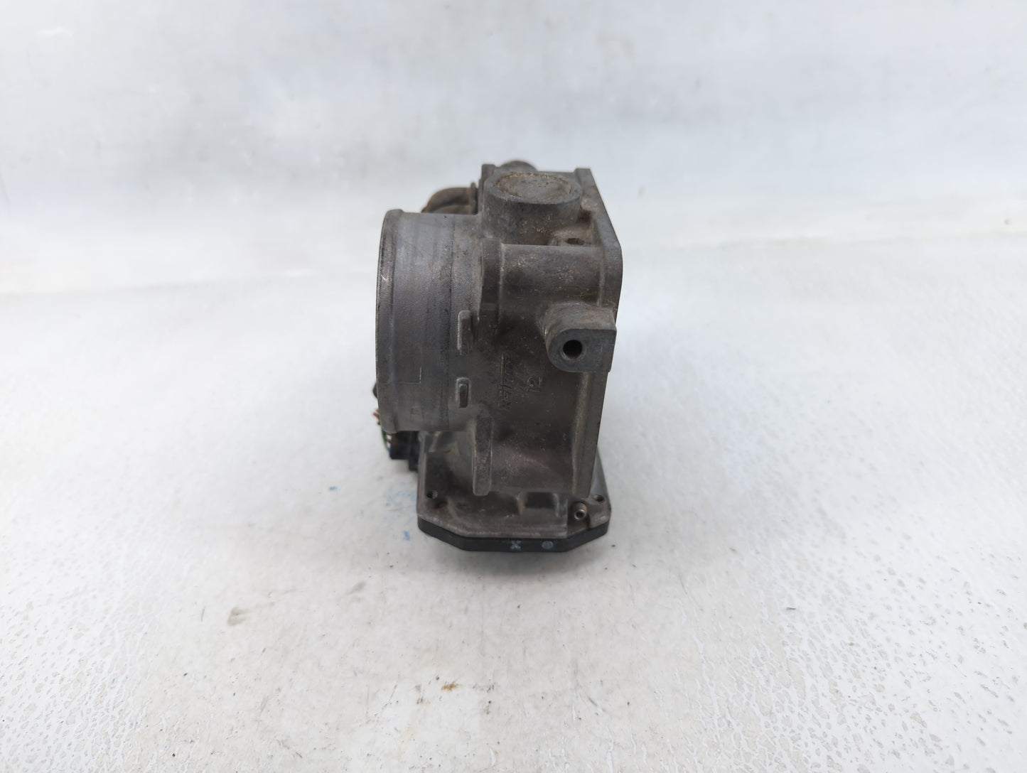 2010-2013 Honda Cr-V Throttle Body P/N:U32290107438 Fits Fits 2010 2011 2012 2013 2014 OEM Used Auto Parts - Oemusedautopart