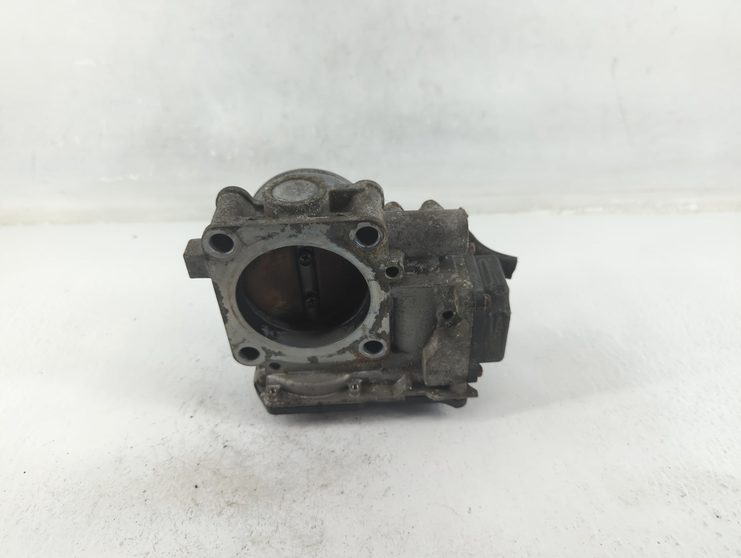 2010-2014 Honda Cr-V Throttle Body Fits Fits 2010 2011 2012 2013 2014 2015 OEM Used Auto Parts - Oemusedautoparts1.com