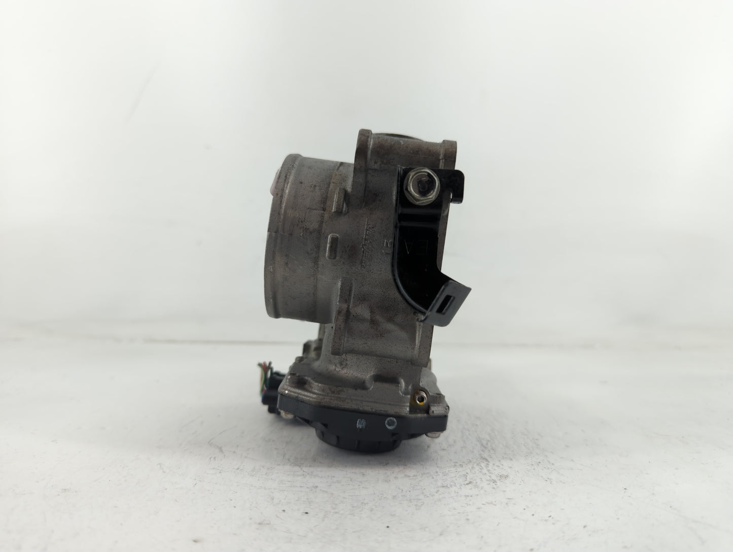 2010-2014 Honda Cr-V Throttle Body P/N:GMD7E U32290115615 Fits Fits 2010 2011 2012 2013 2014 2015 OEM Used Auto Parts - Oemu