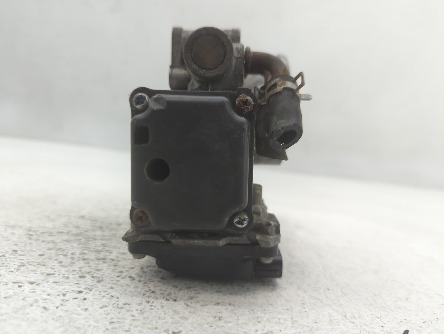 2010-2014 Honda Cr-V Throttle Body P/N:1430 01Q22-005851 Fits Fits 2010 2011 2012 2013 2014 2015 OEM Used Auto Parts - Oemus