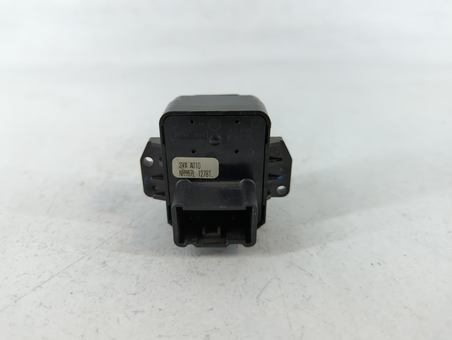 2012-2013 Honda Cr-V Master Power Window Switch Replacement Driver Side Left P/N:SAV A010 NH167L Fits Fits 2012 2013 OEM Use