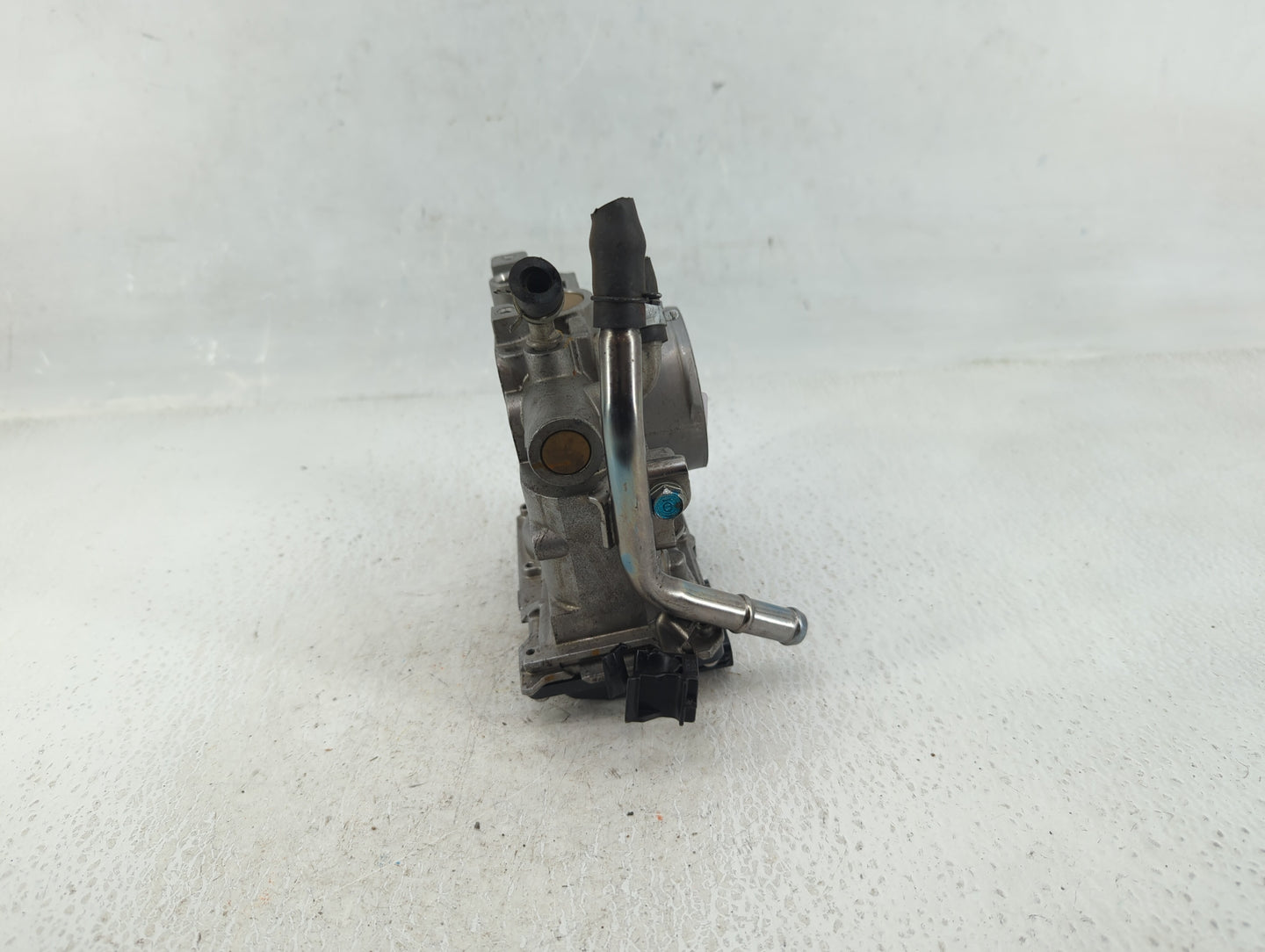 2011-2016 Honda Cr-Z Throttle Body P/N:GME5A 80510 Fits Fits 2011 2012 2013 2014 2015 2016 OEM Used Auto Parts - Oemusedauto