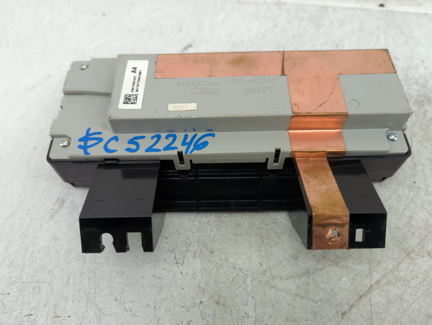 2012-2015 Honda Crosstour Information Display Screen - Oemusedautoparts1.com