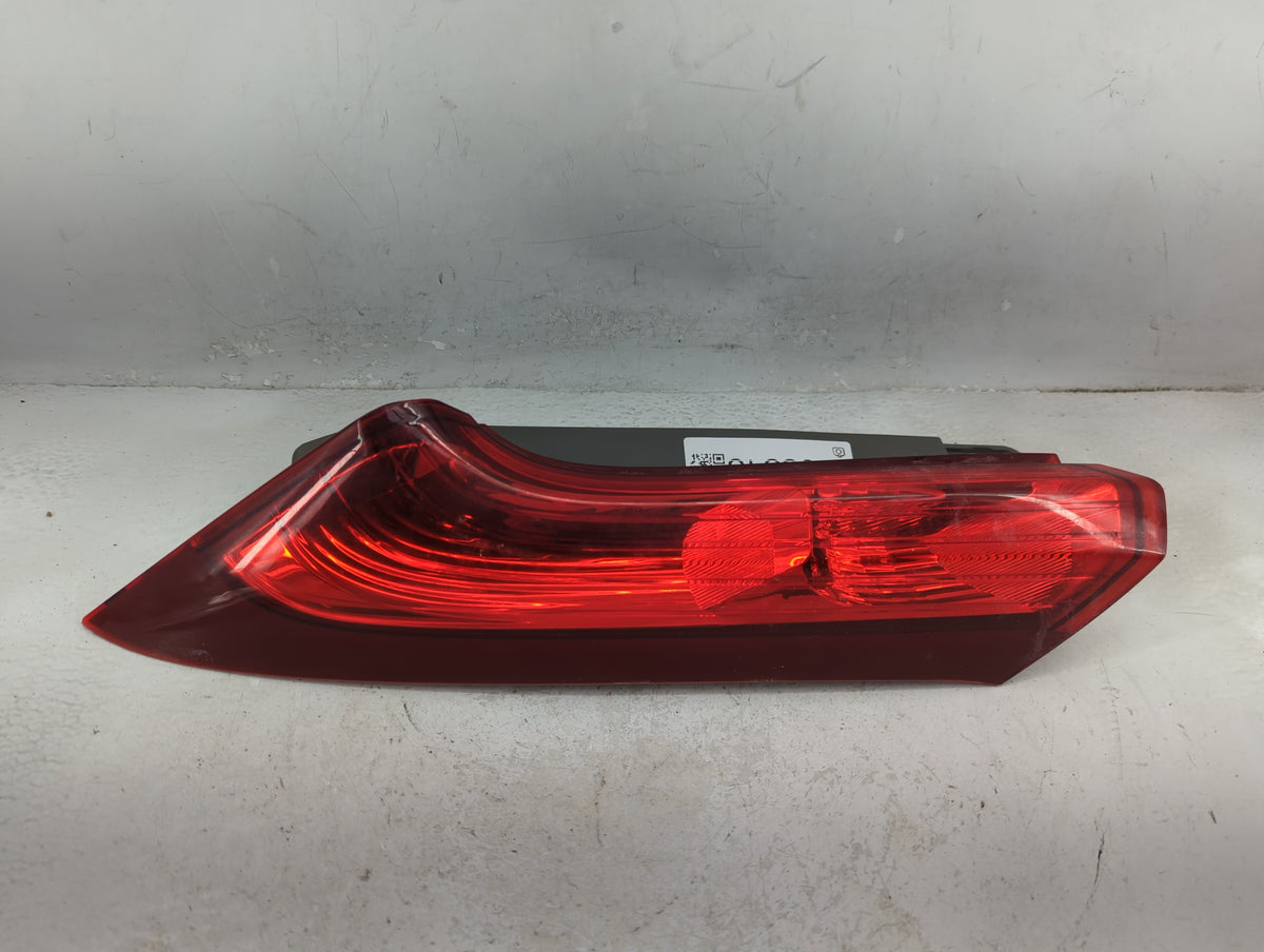 2013 Honda Crv Tail Light Assembly Driver Left OEM P/N:UE16CZT0AAA0 Fits Fits 2012 2014 OEM Used Auto Parts - Oemusedautopar