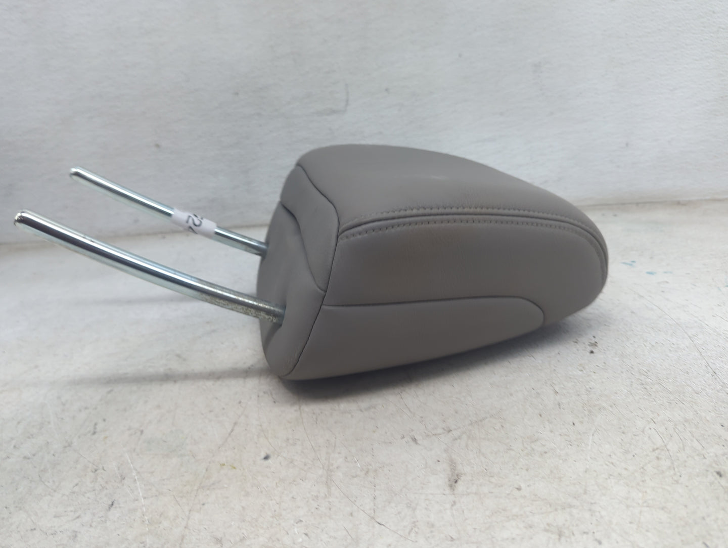 2013 Honda Crv Headrest Head Rest Front Driver Passenger Seat Fits OEM Used Auto Parts - Oemusedautoparts1.com