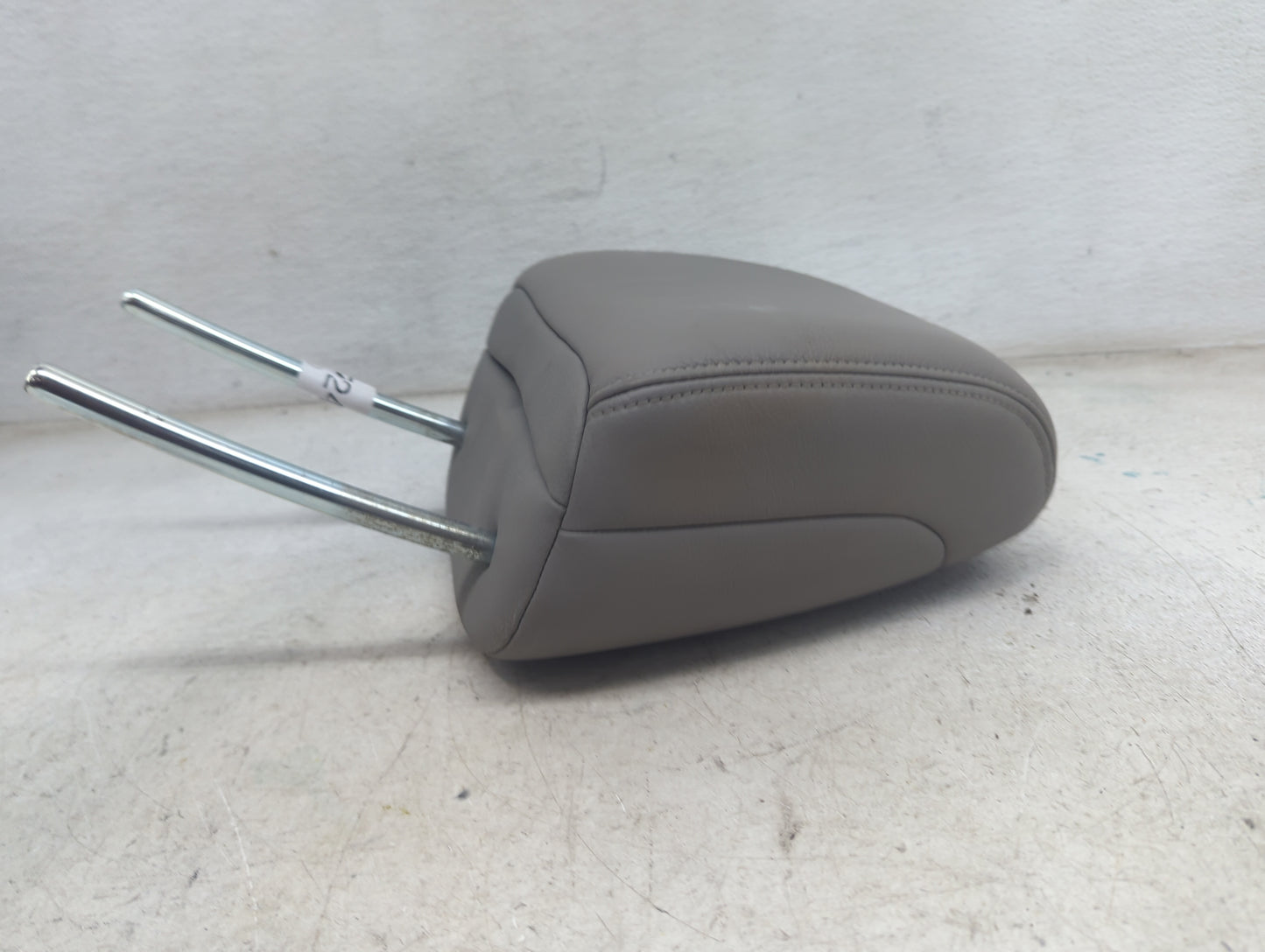 2013 Honda Crv Headrest Head Rest Front Driver Passenger Seat Fits OEM Used Auto Parts - Oemusedautoparts1.com