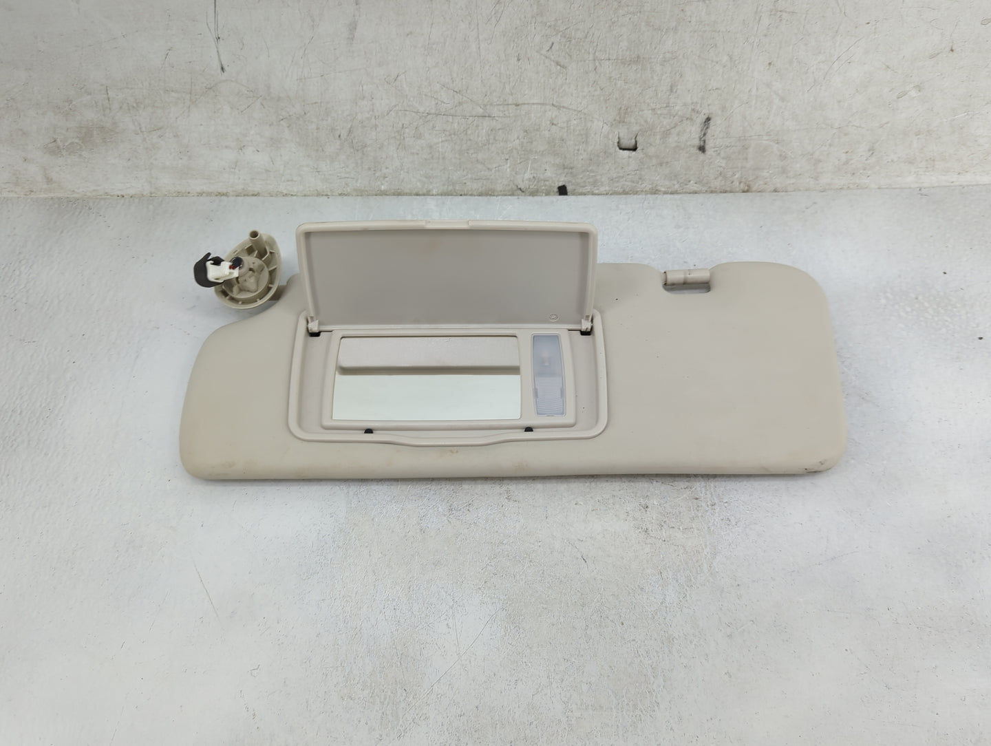 2013 Honda Crv Sun Visor Shade Replacement Driver Left Mirror Fits Fits 2012 2014 OEM Used Auto Parts - Oemusedautoparts1.co