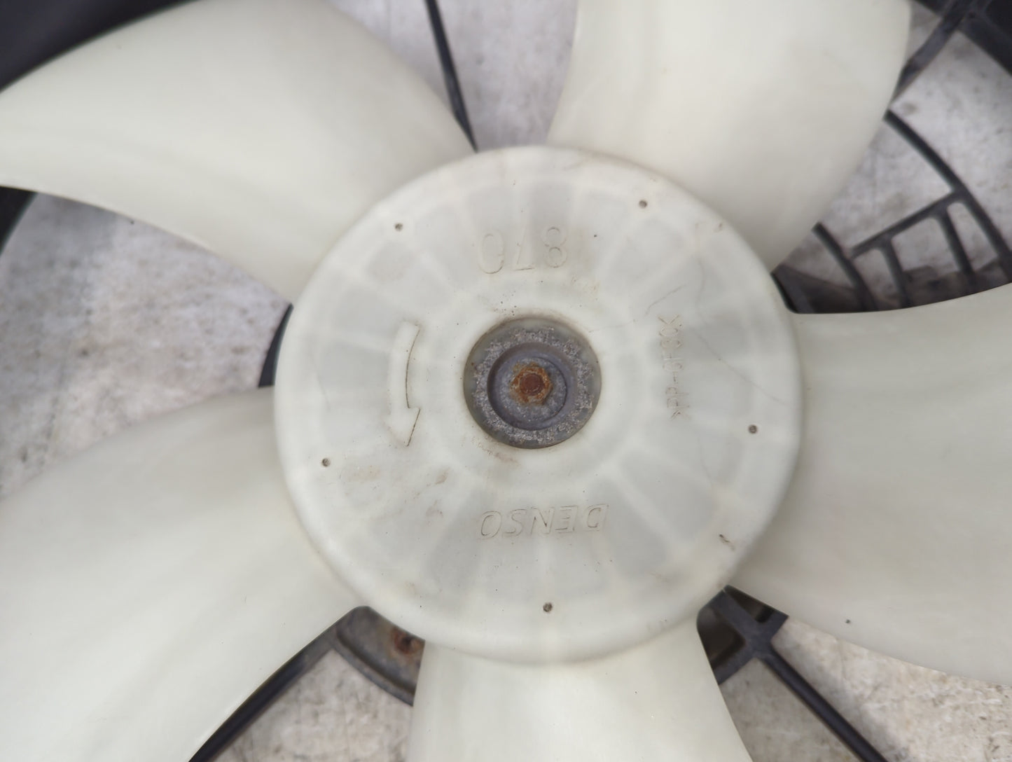 2013 Honda Crv Electric Radiator Cooling Fan Motor Assembly Fits Fits 2012 2014 OEM Used Auto Parts - Oemusedautoparts1.com