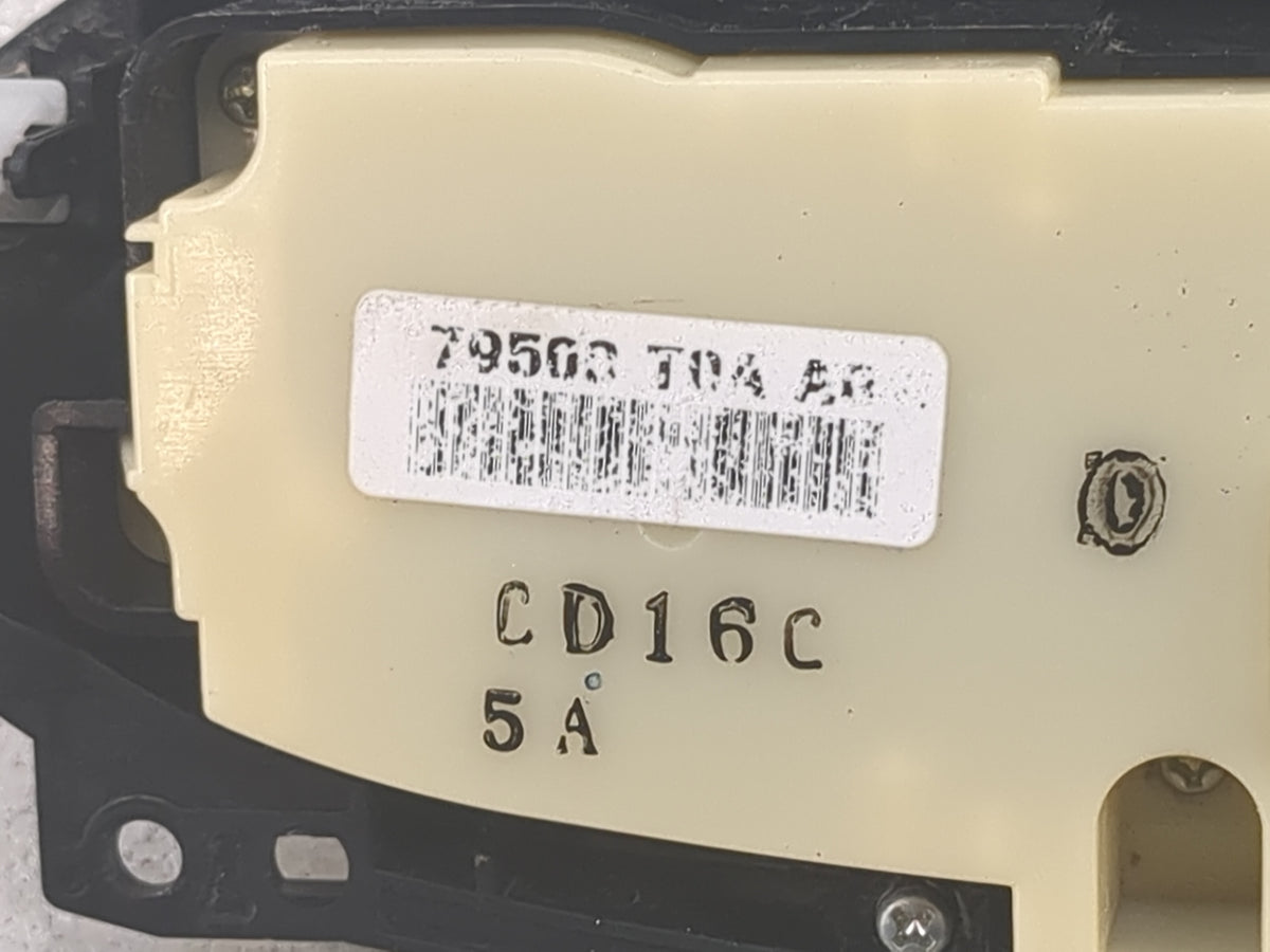 2013 Honda Crv Climate Control Module Temperature AC/Heater Replacement P/N:79502 T0A A CD16C Fits OEM Used Auto Parts - Oem