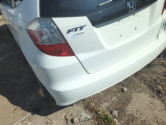 compare product 2009-2014 Honda Fit Rear Bumper Assembly Oem