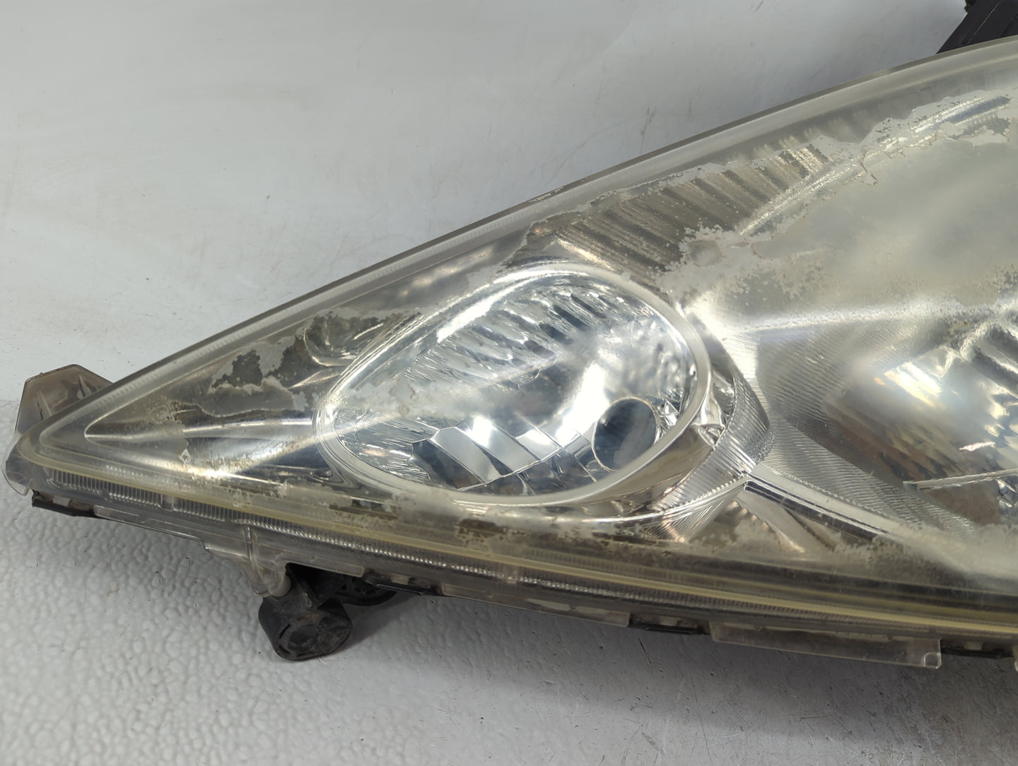 2009-2014 Honda Fit Passenger Right Oem Head Light Headlight Lamp - Oemusedautoparts1.com