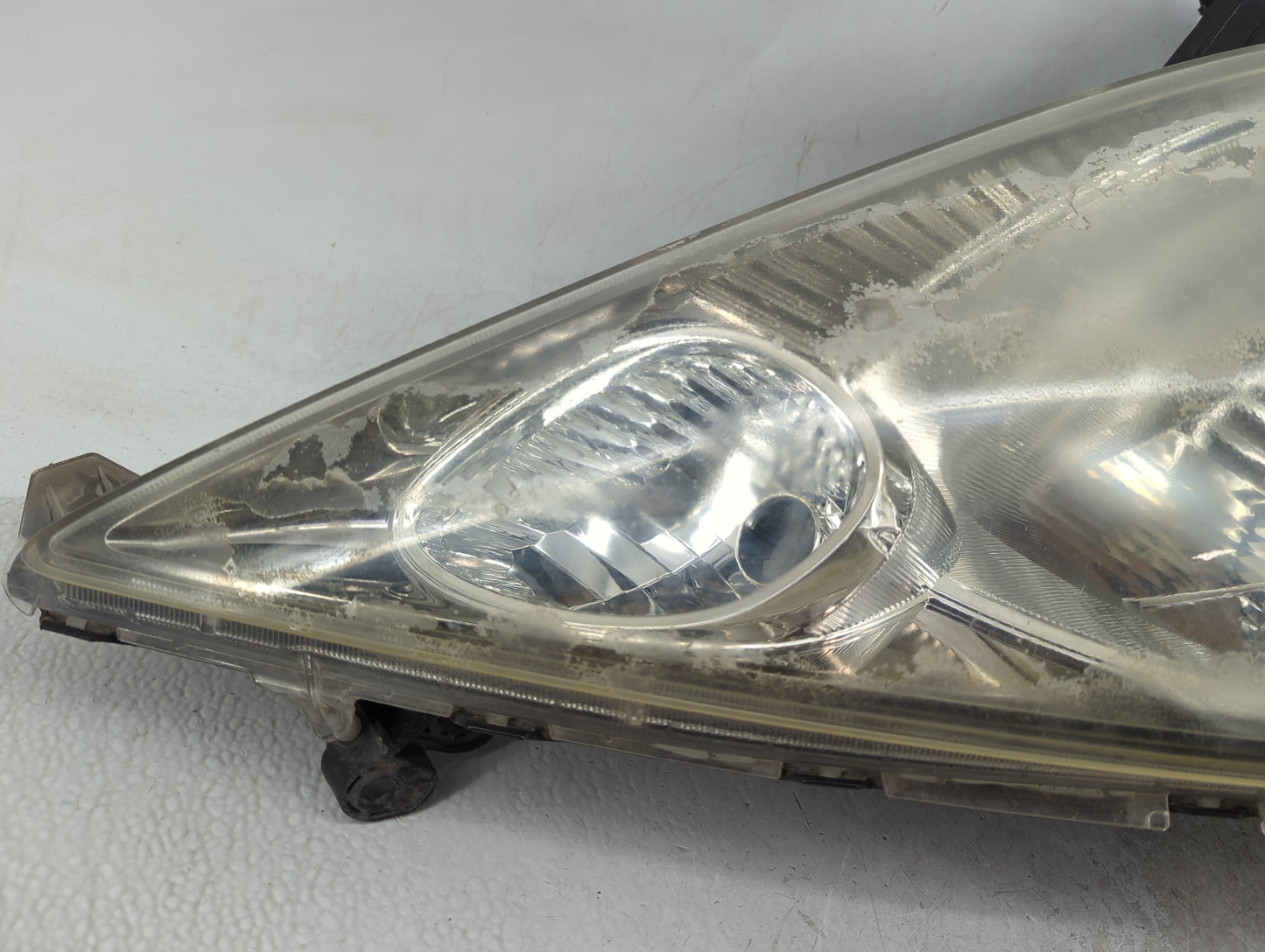 2009-2014 Honda Fit Passenger Right Oem Head Light Headlight Lamp - Oemusedautoparts1.com