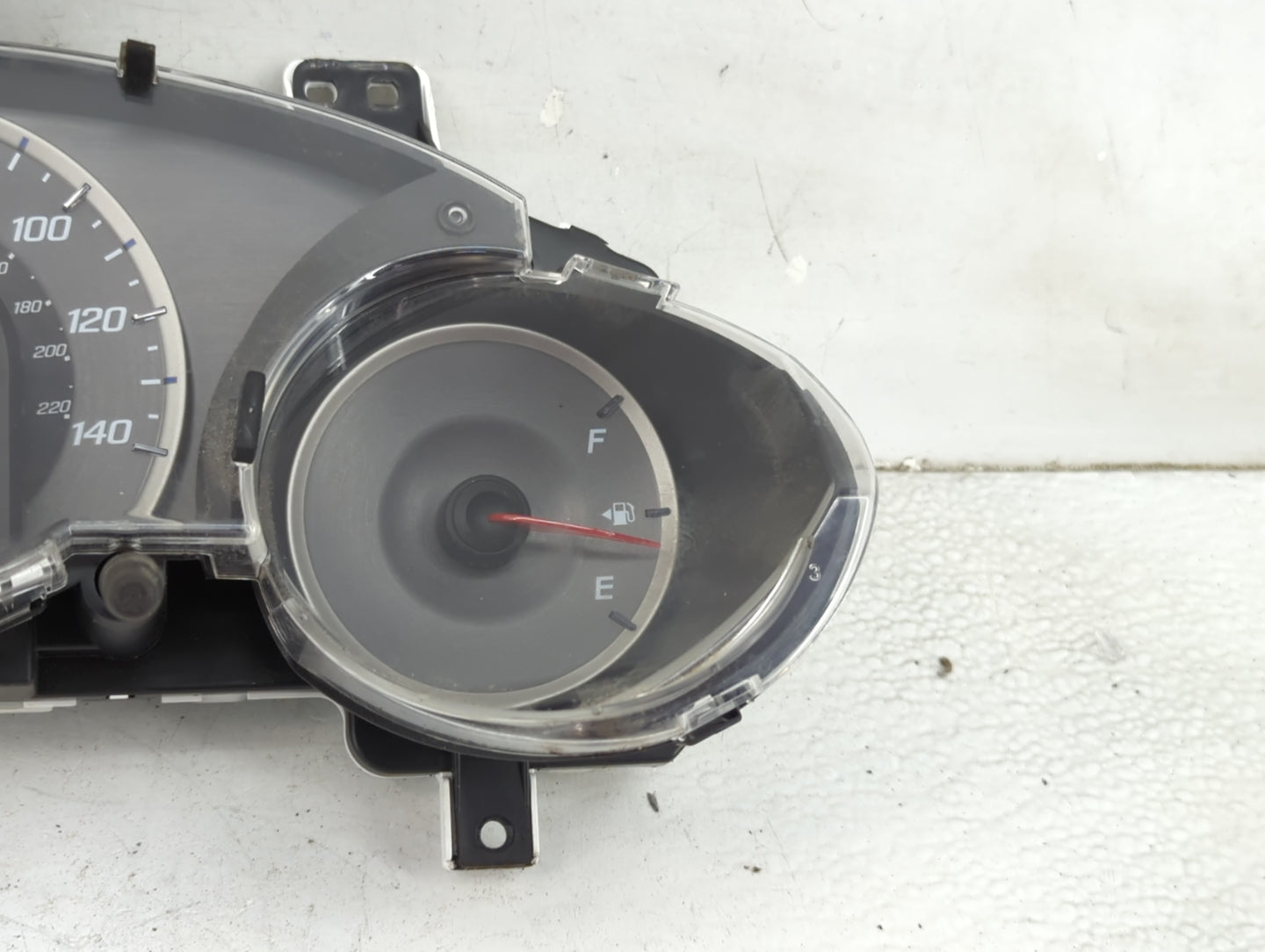 2011-2013 Honda Fit Instrument Cluster Speedometer Gauges P/N:78100-TK6-A421 A8013070058 Miles:135K Fits Fits 2011 2012 2013