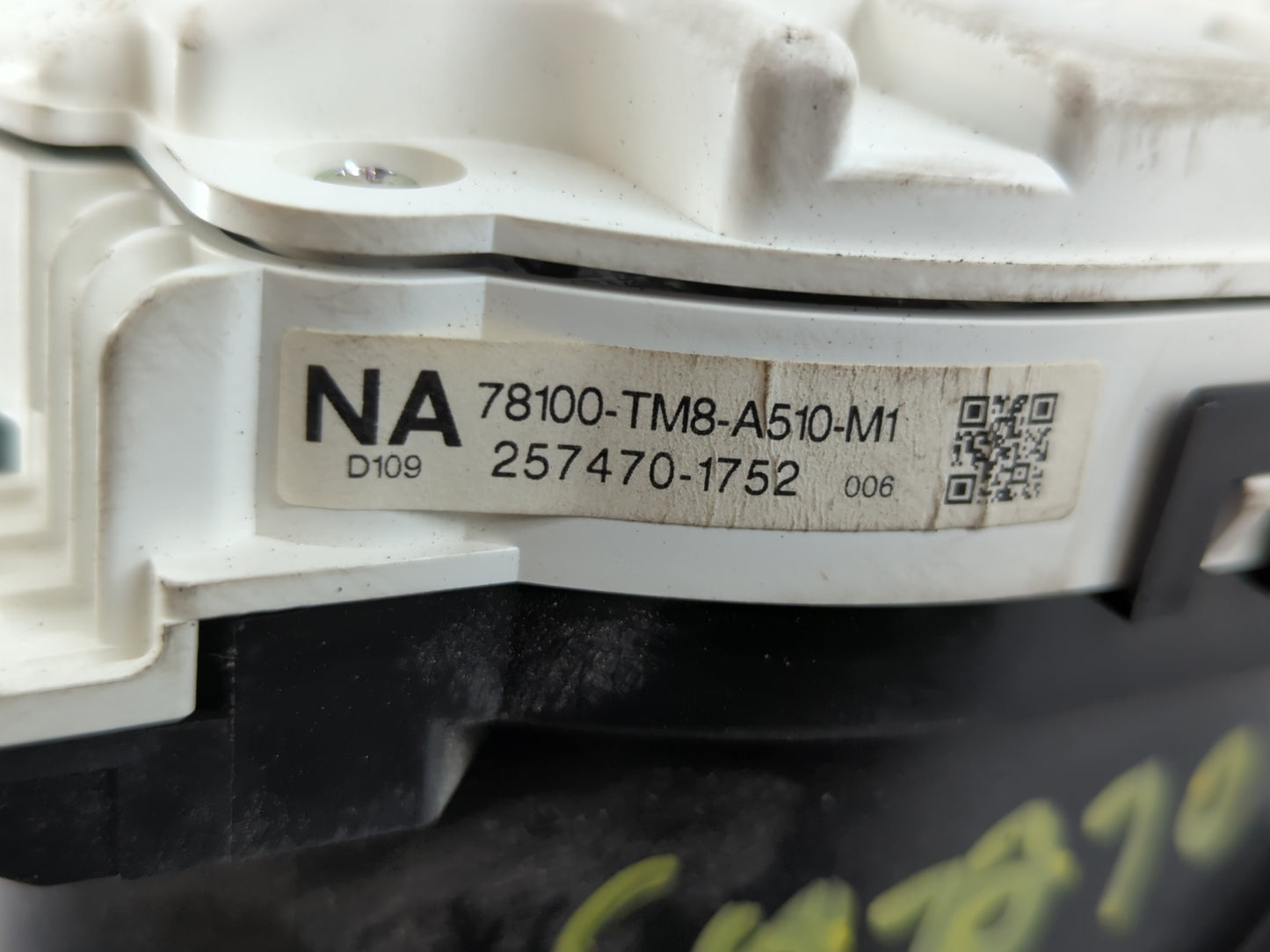 2012-2014 Honda Insight Instrument Cluster Speedometer Gauges P/N:257470-1752 78100-TMB-A510-M1 Fits Fits 2012 2013 2014 OEM