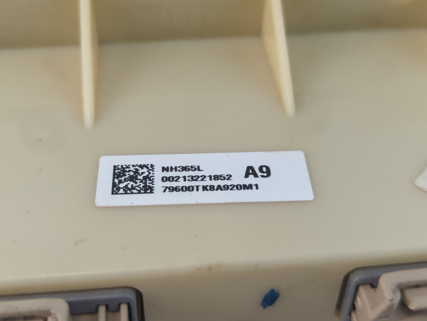 2011-2017 Honda Odyssey Climate Control Module Temperature AC/Heater Replacement P/N:00213221852 NH365L Fits OEM Used Auto P