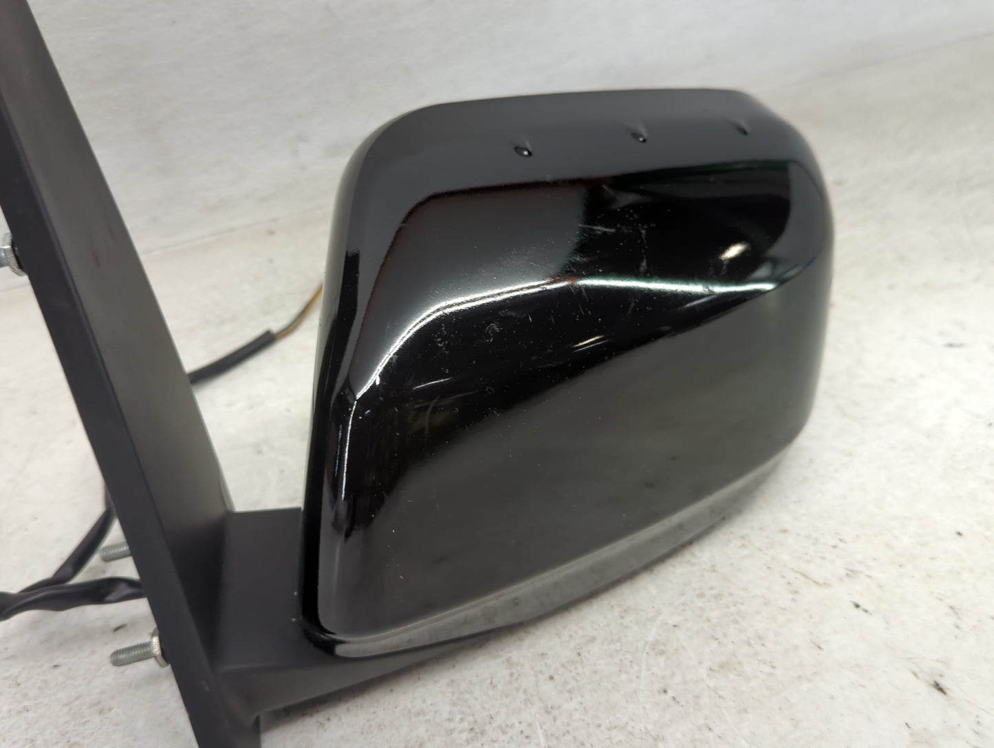 2011-2013 Honda Odyssey Driver Side View Mirror - Left Door Mirror OEM Used - Oemusedautoparts1.com