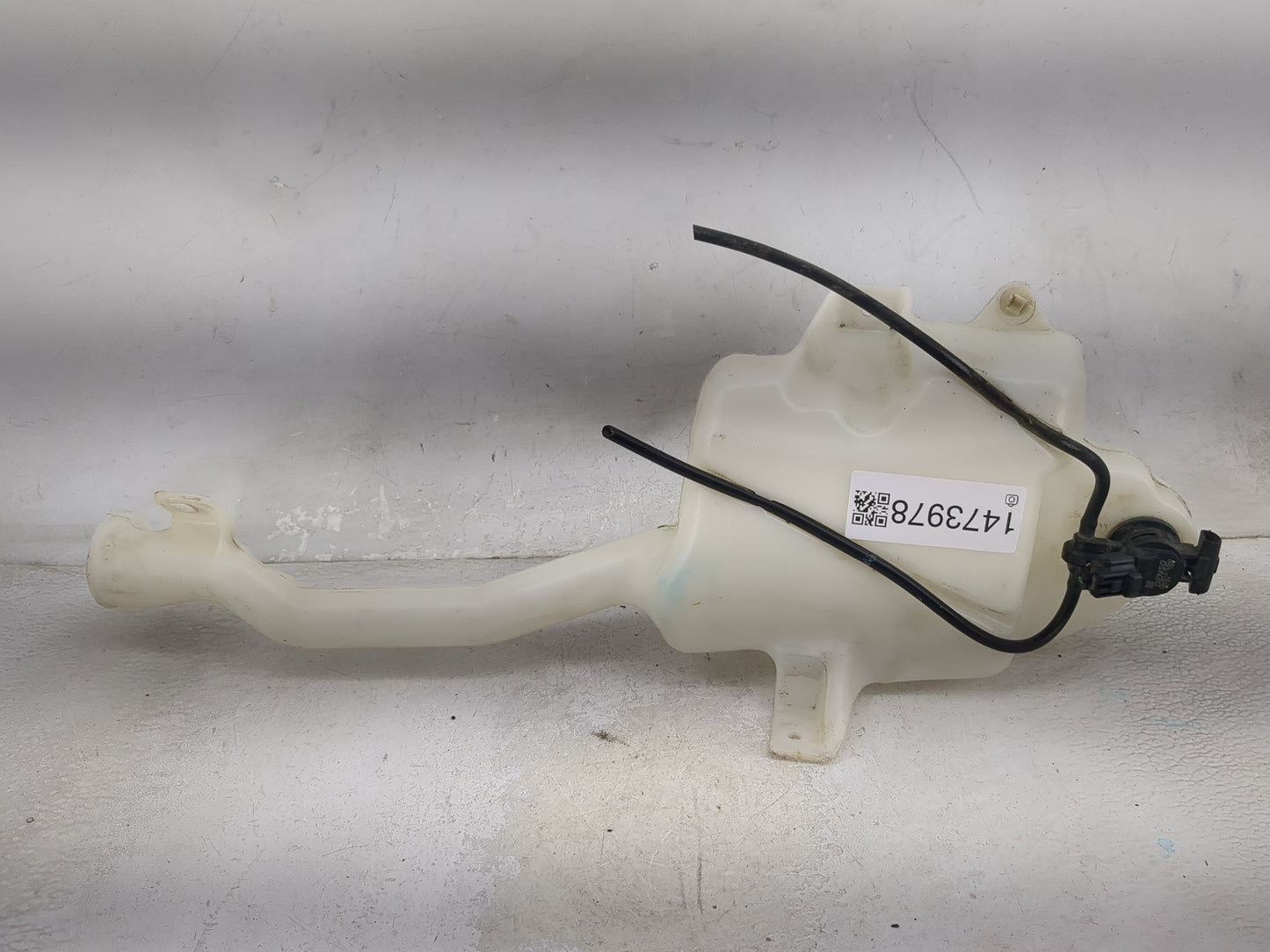 2011-2017 Honda Odyssey Windshield Washer Fluid Reservoir Bottle Oem 1473978 - Oemusedautoparts1.com