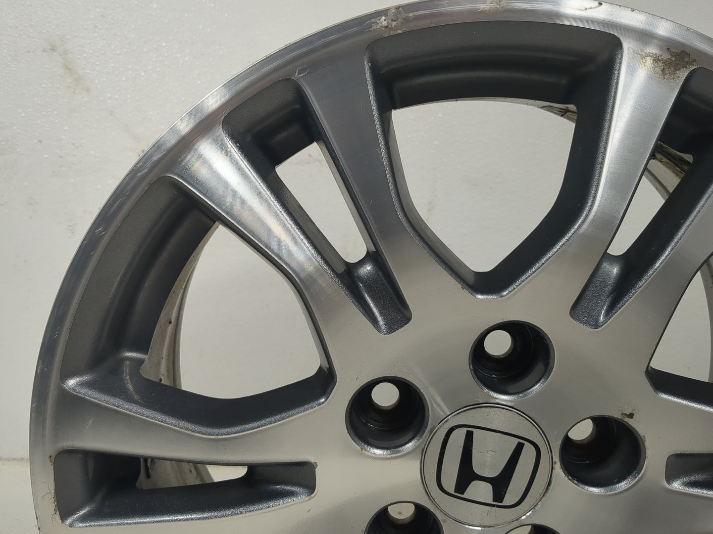2011-2017 Honda Odyssey Oem Wheel Rim 5000405 - Oemusedautoparts1.com