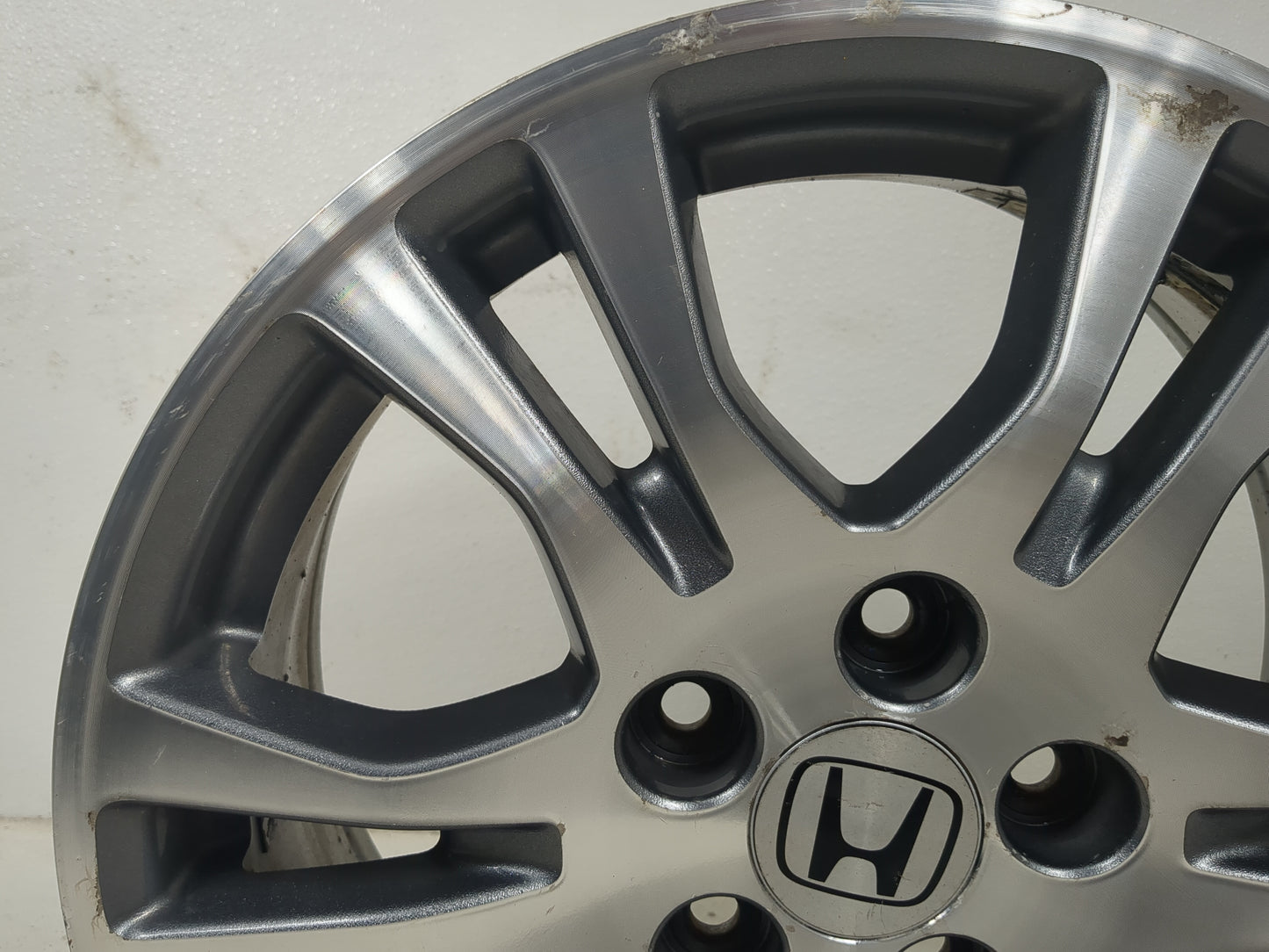 2011-2017 Honda Odyssey Oem Wheel Rim 5000405 - Oemusedautoparts1.com