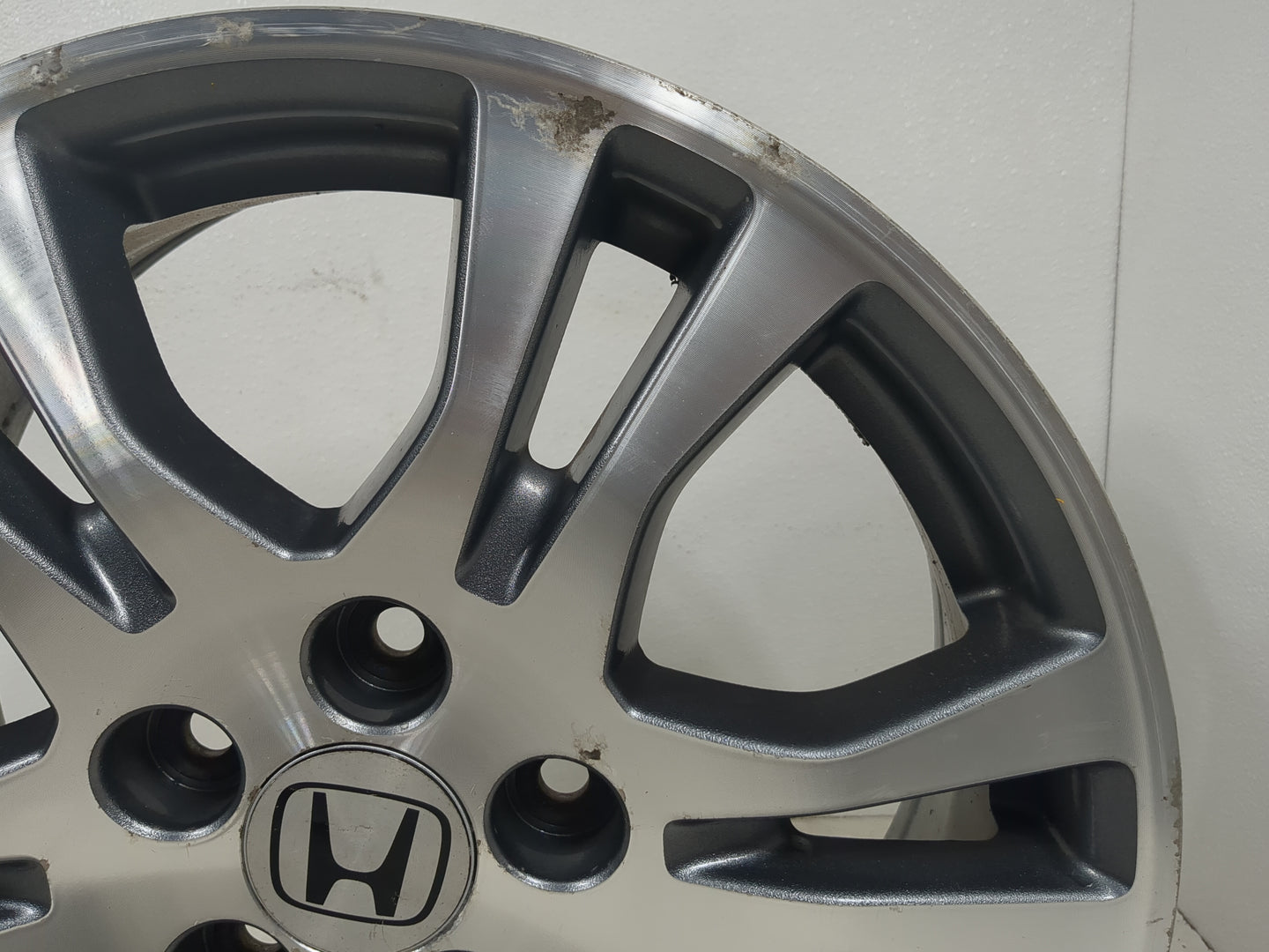 2011-2017 Honda Odyssey Oem Wheel Rim 5000405 - Oemusedautoparts1.com