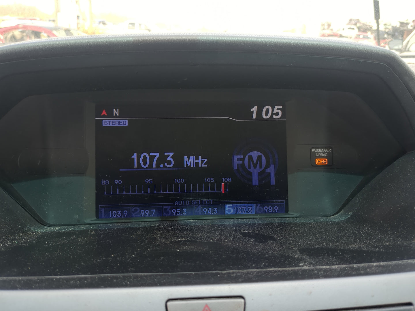 2011-2013 Honda Odyssey Radio AM FM Cd Player Receiver Replacement Fits Fits 2011 2012 2013 OEM Used Auto Parts - Oemusedaut