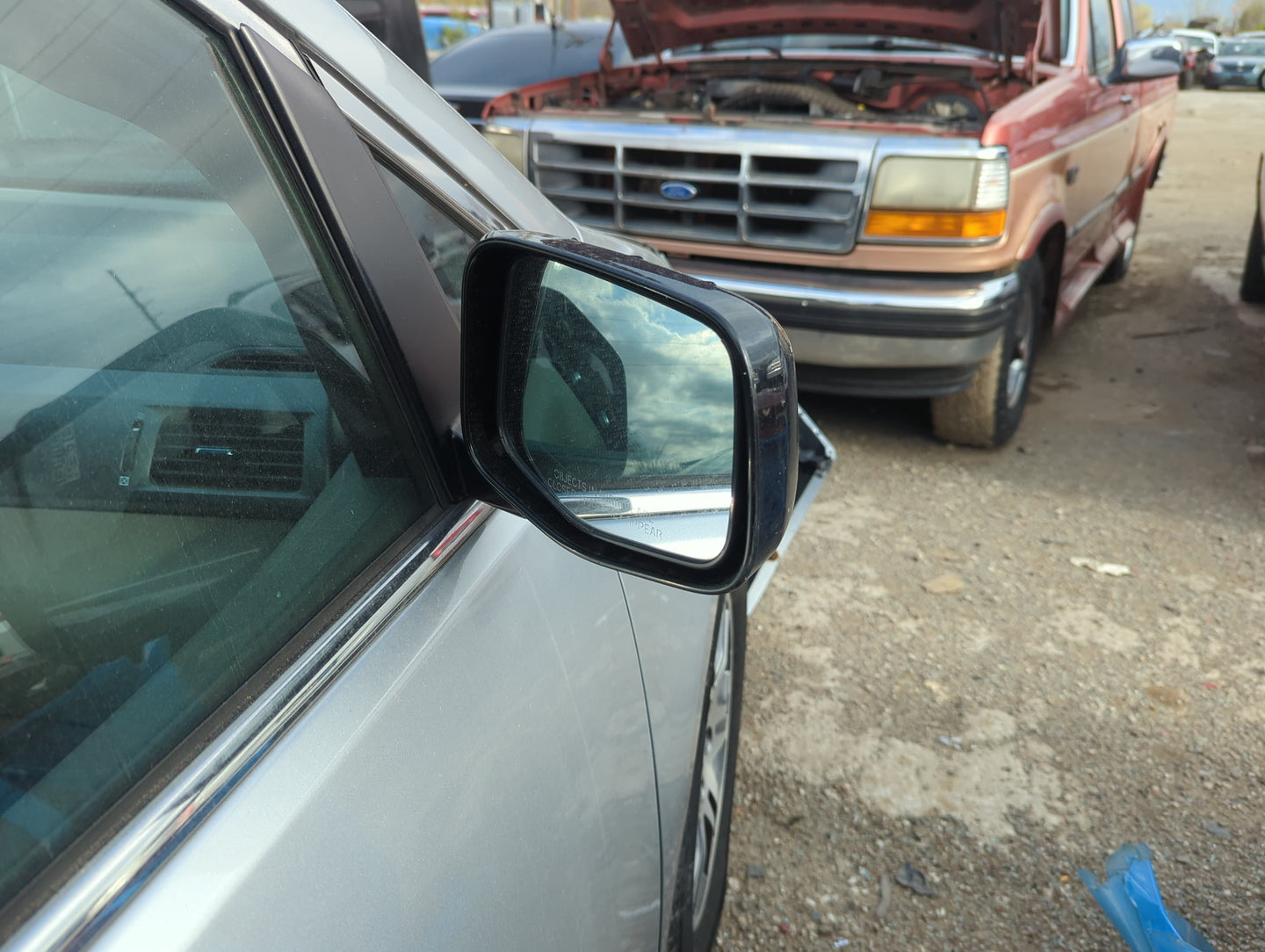 2011-2013 Honda Odyssey Passenger Side View Mirror - Right Door Mirror OEM Used - Oemusedautoparts1.com