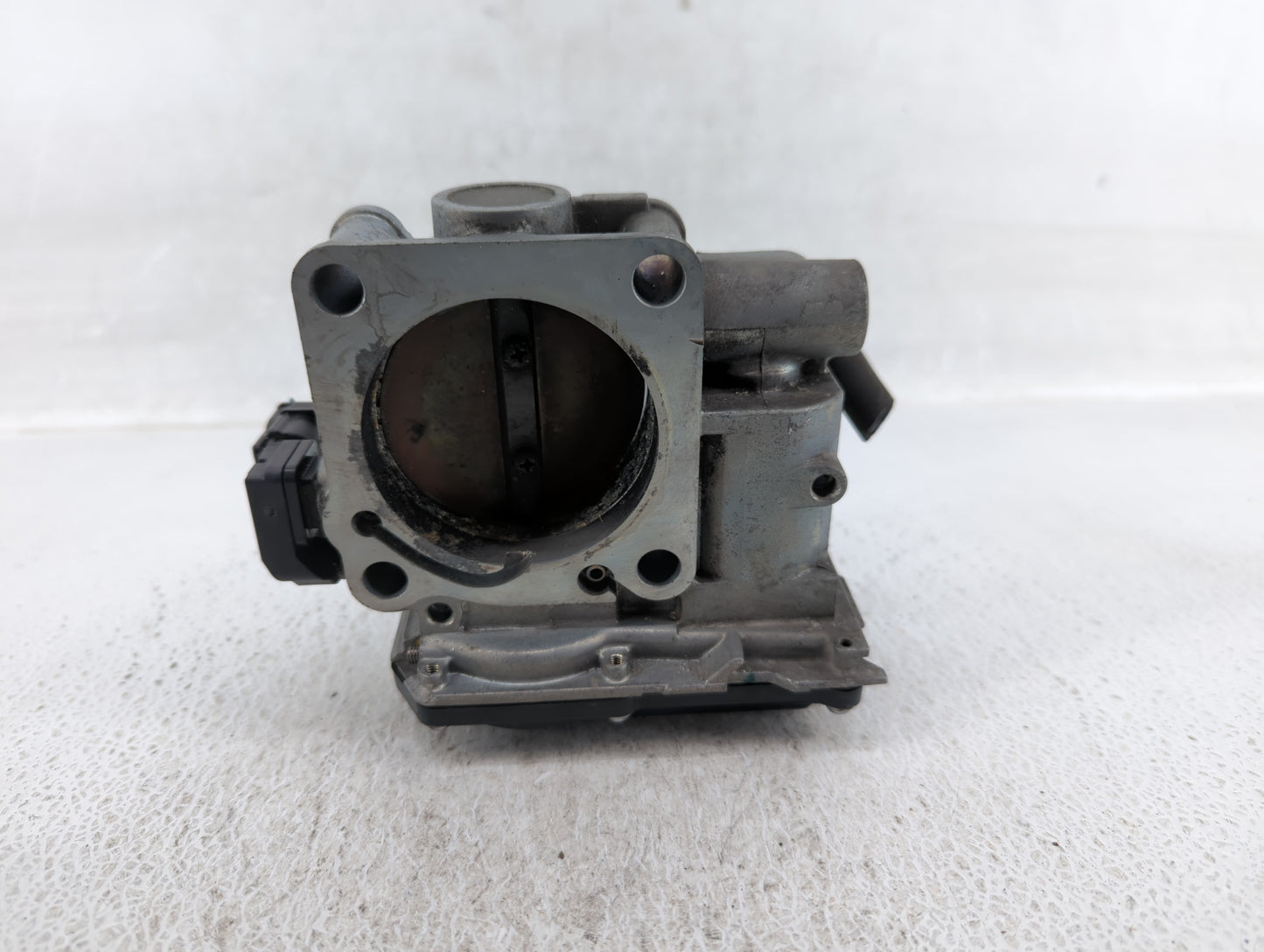 2011-2017 Honda Odyssey Throttle Body P/N:GMC1E Fits Fits 2009 2010 2011 2012 2013 2014 2015 2016 2017 OEM Used Auto Parts -