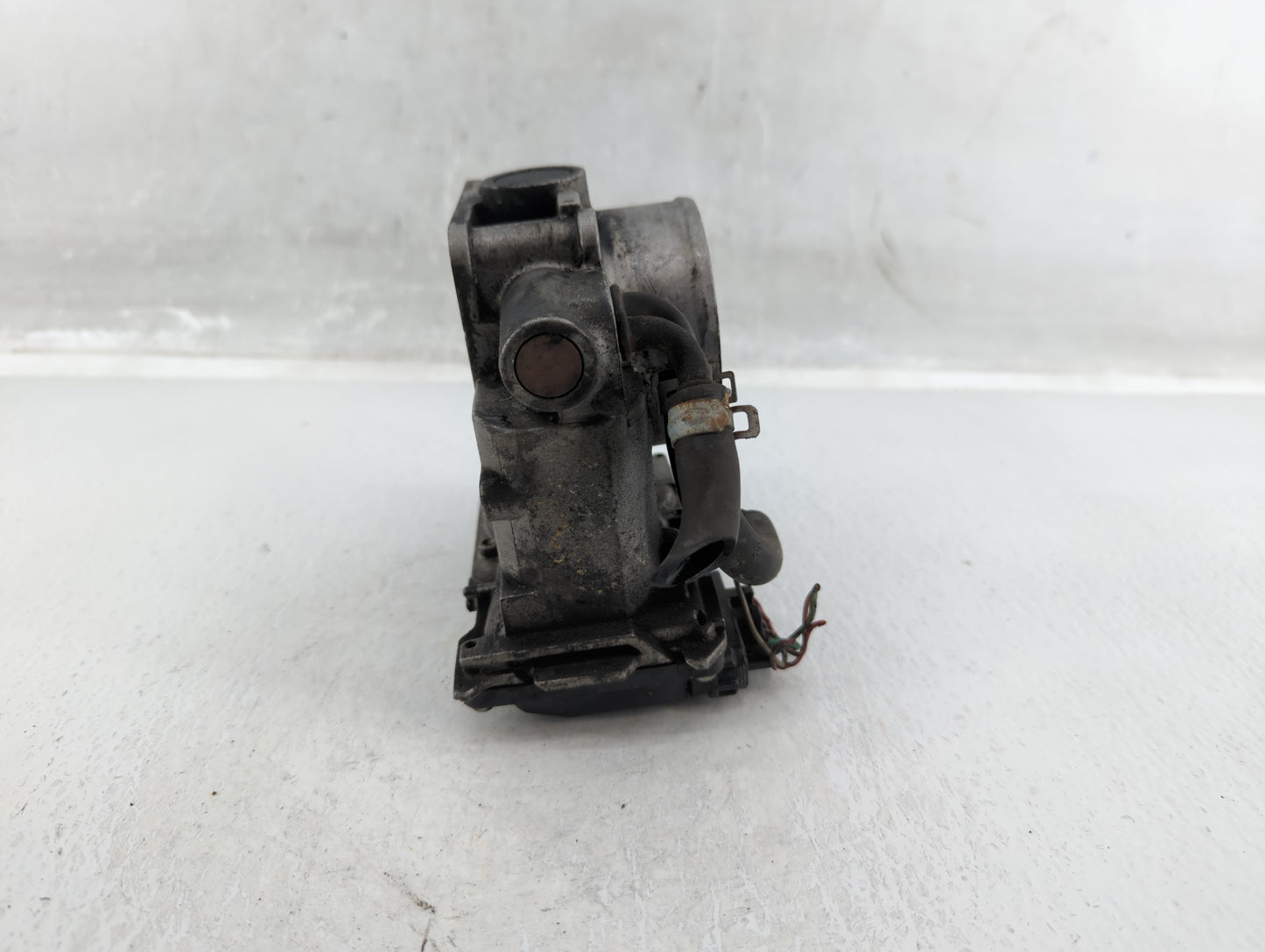 2011-2017 Honda Odyssey Throttle Body Fits Fits 2009 2010 2011 2012 2013 2014 2015 2016 2017 OEM Used Auto Parts - Oemusedau