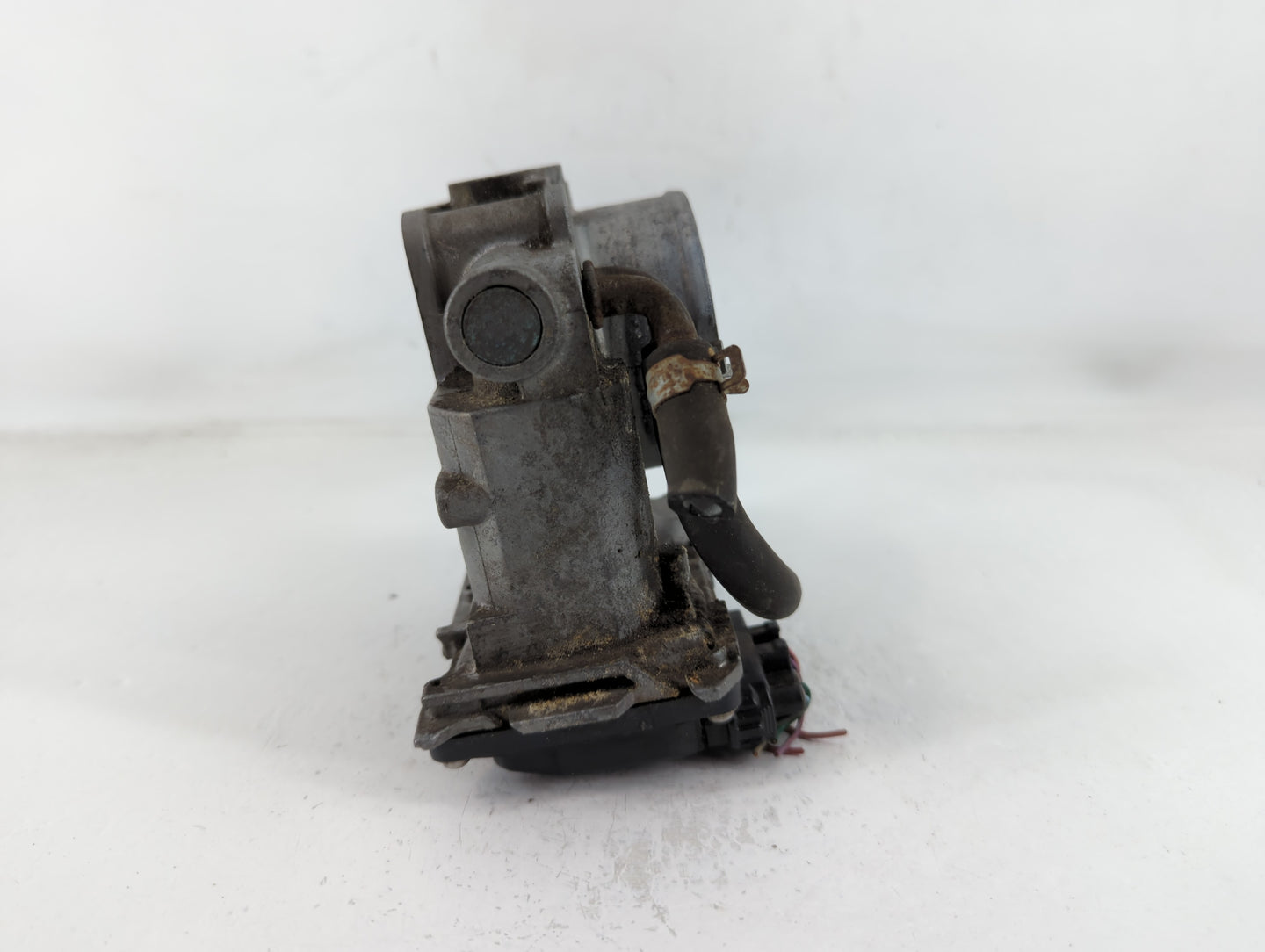 2011-2017 Honda Odyssey Throttle Body P/N:1430 02Q23 Fits Fits 2009 2010 2011 2012 2013 2014 2015 2016 2017 OEM Used Auto Pa