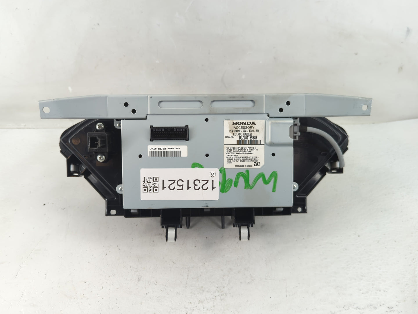 2013 Honda Pilot Instrument Cluster Speedometer Gauges P/N:39710-SZA-A320-M1 Fits OEM Used Auto Parts - Oemusedautoparts1.co