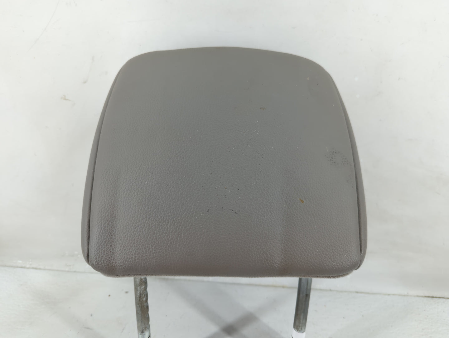 2013 Honda Pilot Headrest Head Rest Front Driver Passenger Seat Fits OEM Used Auto Parts - Oemusedautoparts1.com