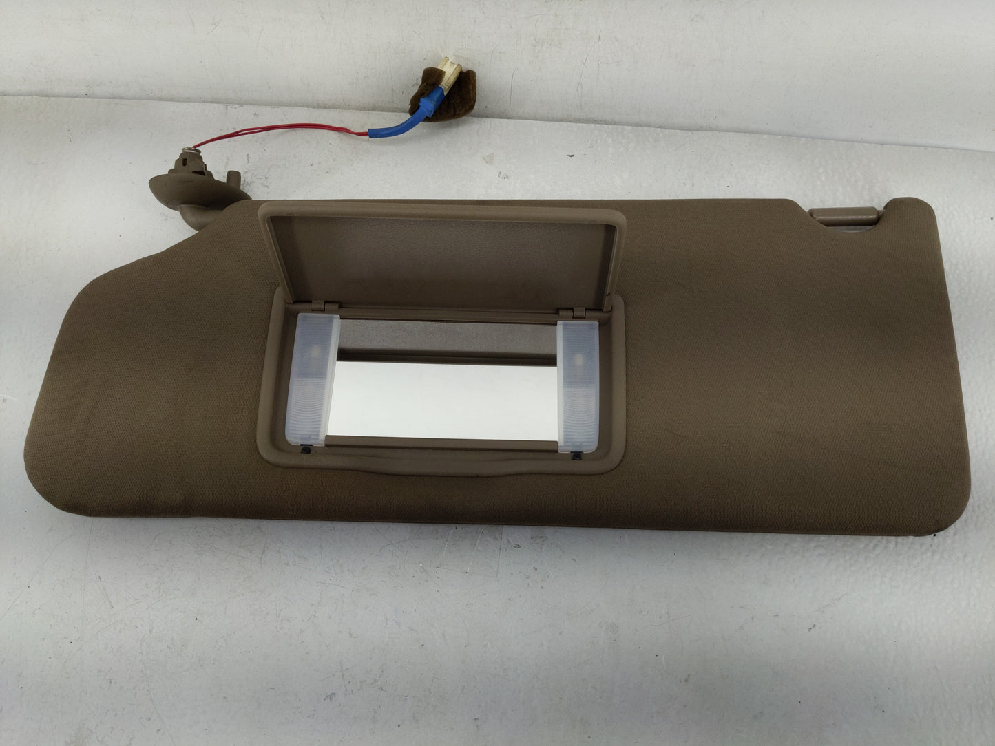 2009-2015 Honda Pilot Sun Visor Shade Replacement Driver Left Mirror Fits Fits 2009 2010 2011 2012 2013 2014 2015 OEM Used A