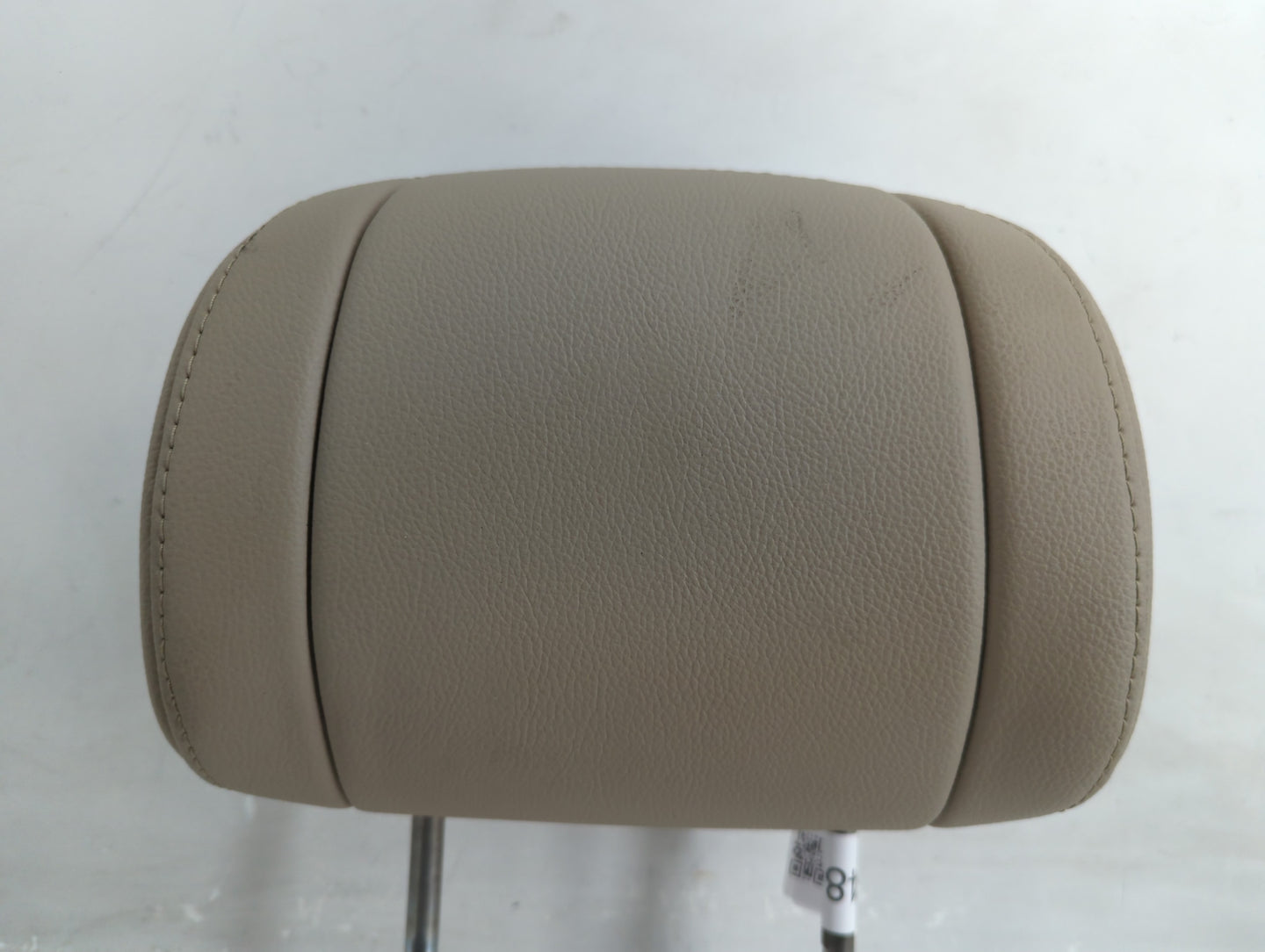2013 Honda Pilot Headrest Head Rest Front Driver Passenger Seat Fits OEM Used Auto Parts - Oemusedautoparts1.com