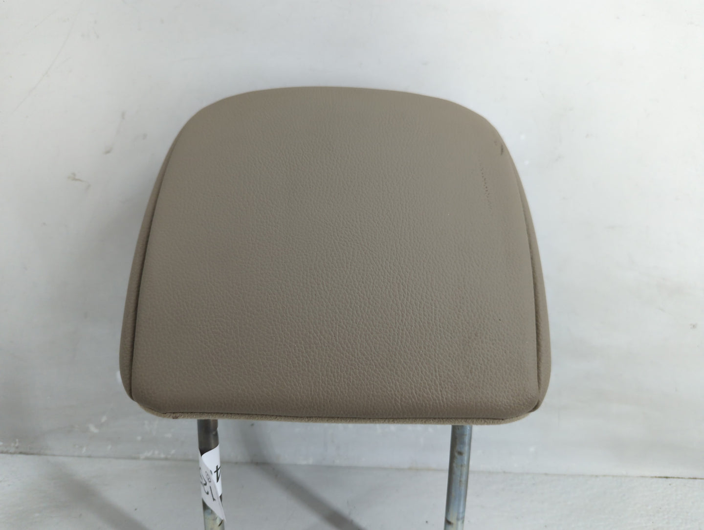 2013 Honda Pilot Headrest Head Rest Front Driver Passenger Seat Fits OEM Used Auto Parts - Oemusedautoparts1.com