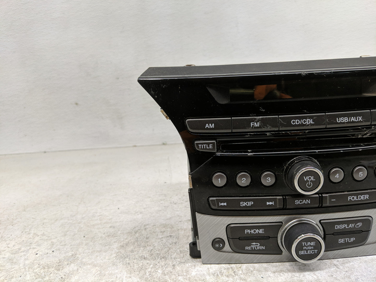 2013-2015 Honda Pilot Radio AM FM Cd Player Receiver Replacement P/N:39100-SZA-C220-M1 Fits Fits 2013 2014 2015 OEM Used Aut