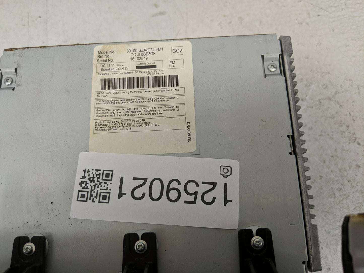 2013-2015 Honda Pilot Radio AM FM Cd Player Receiver Replacement P/N:39100-SZA-C220-M1 Fits Fits 2013 2014 2015 OEM Used Aut
