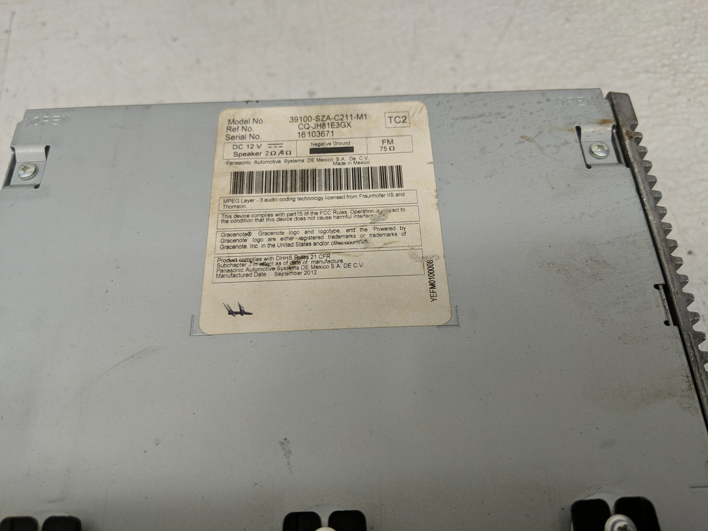 2013-2015 Honda Pilot Radio AM FM Cd Player Receiver Replacement P/N:39100-SZA-C211-M1 Fits Fits 2013 2014 2015 OEM Used Aut